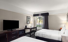 La Quinta By Wyndham Santa Clarita - Valencia